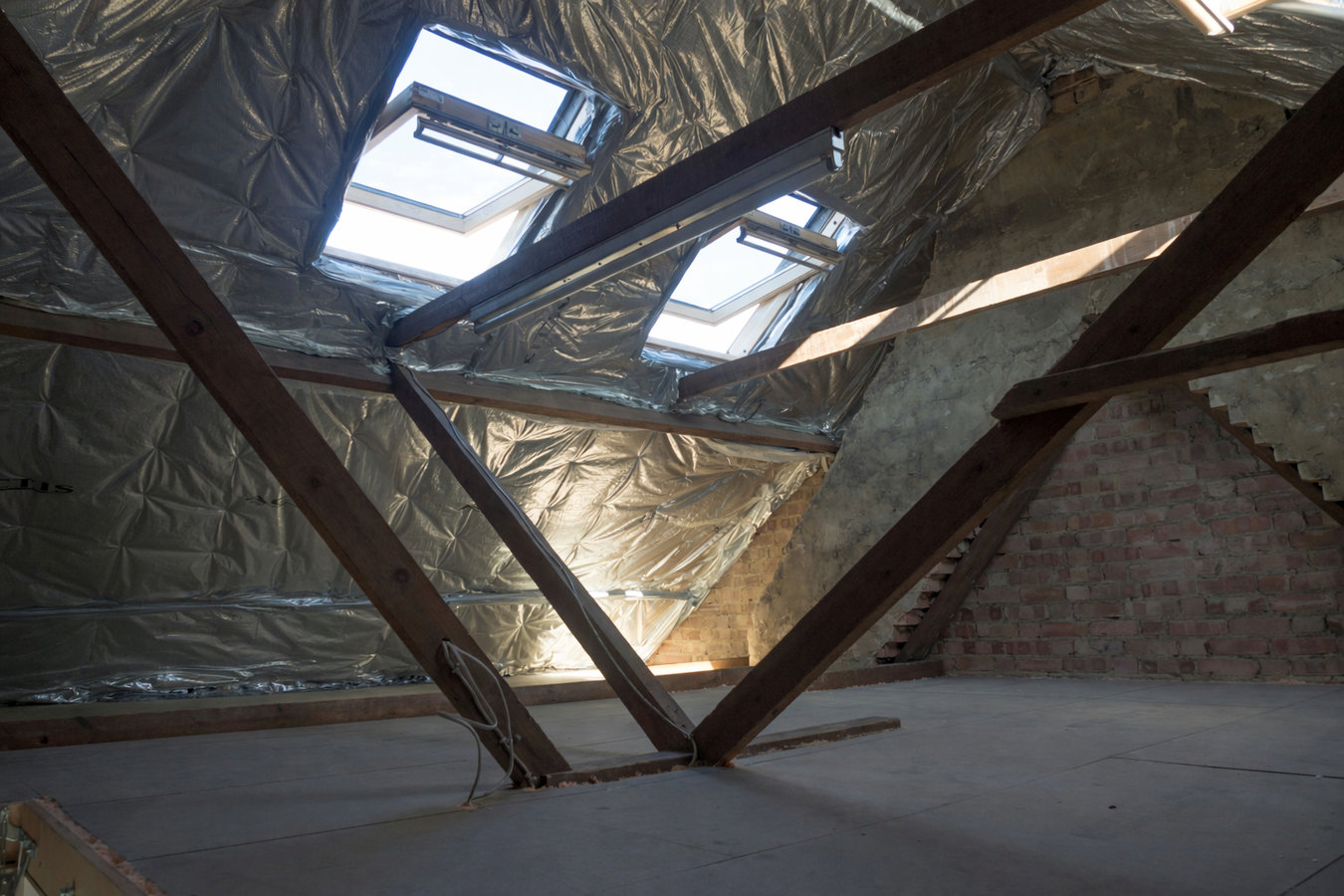 Insulation Contractor services in Loogootee, IN